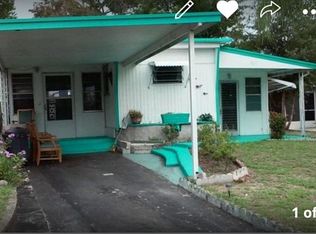 825 Saint Charles Dr, Tarpon Springs, FL 34689