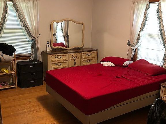3rd image of 8005 Enon Dr