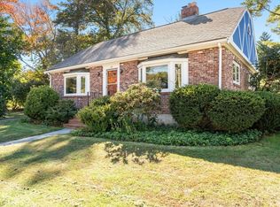 277 High Plain St, Walpole, MA 02081