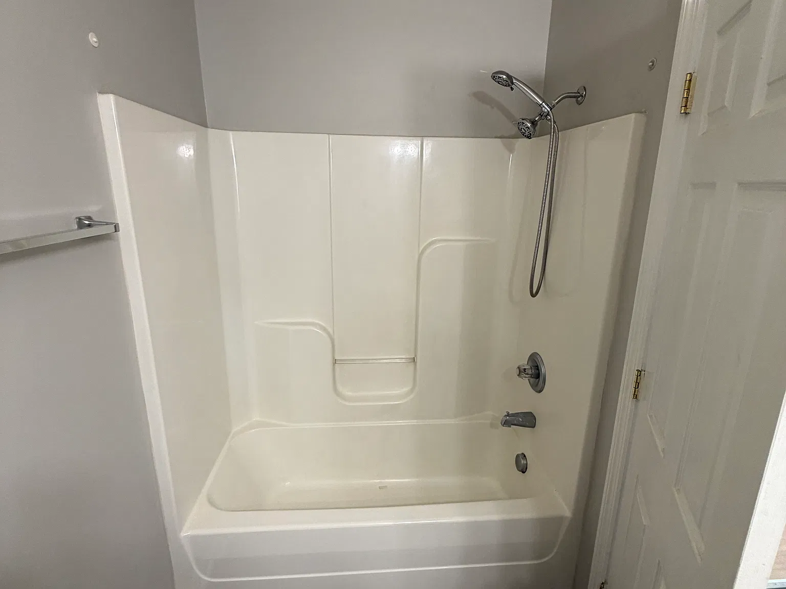 1 bed, $950 — Photo 4