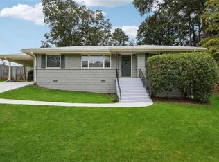 942 Shirley St SE, Smyrna, GA 30082
