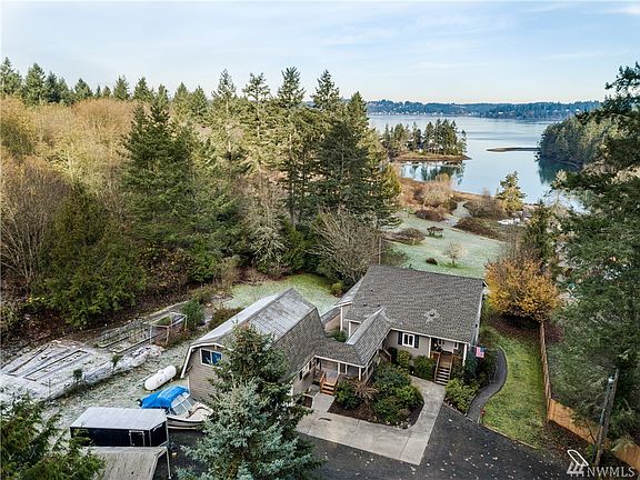 3rd image of 1267 Mowitsh Dr