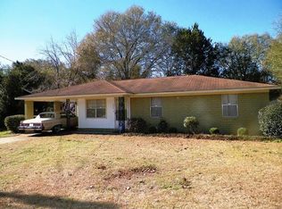 111 Pinecone Dr, East Dublin, GA 31027