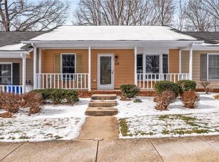 4201 Edith Ln APT 112, Greensboro, NC 27409