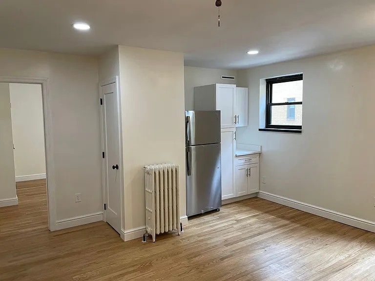 255 Shady Avenue — Photo 8