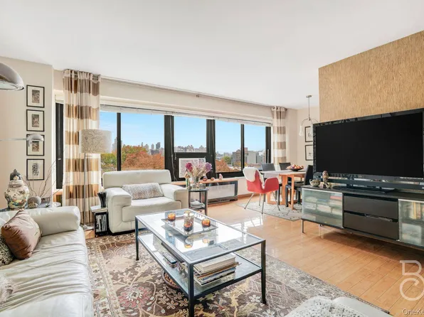 33-47 14th Street #6C, Astoria, NY 11106