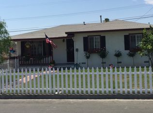 5041 N Clydebank Ave, Covina, CA 91722