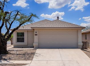 2060 S Saint Michael Dr, Tucson, AZ 85713