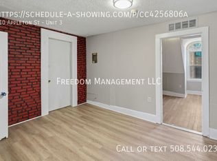 110 Appleton St APT 3, Lowell, MA 01852