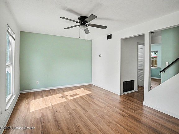 5th image of 6904 Holly Lake Dr