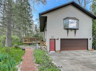 26736 N Circle Dr, Mundelein, IL