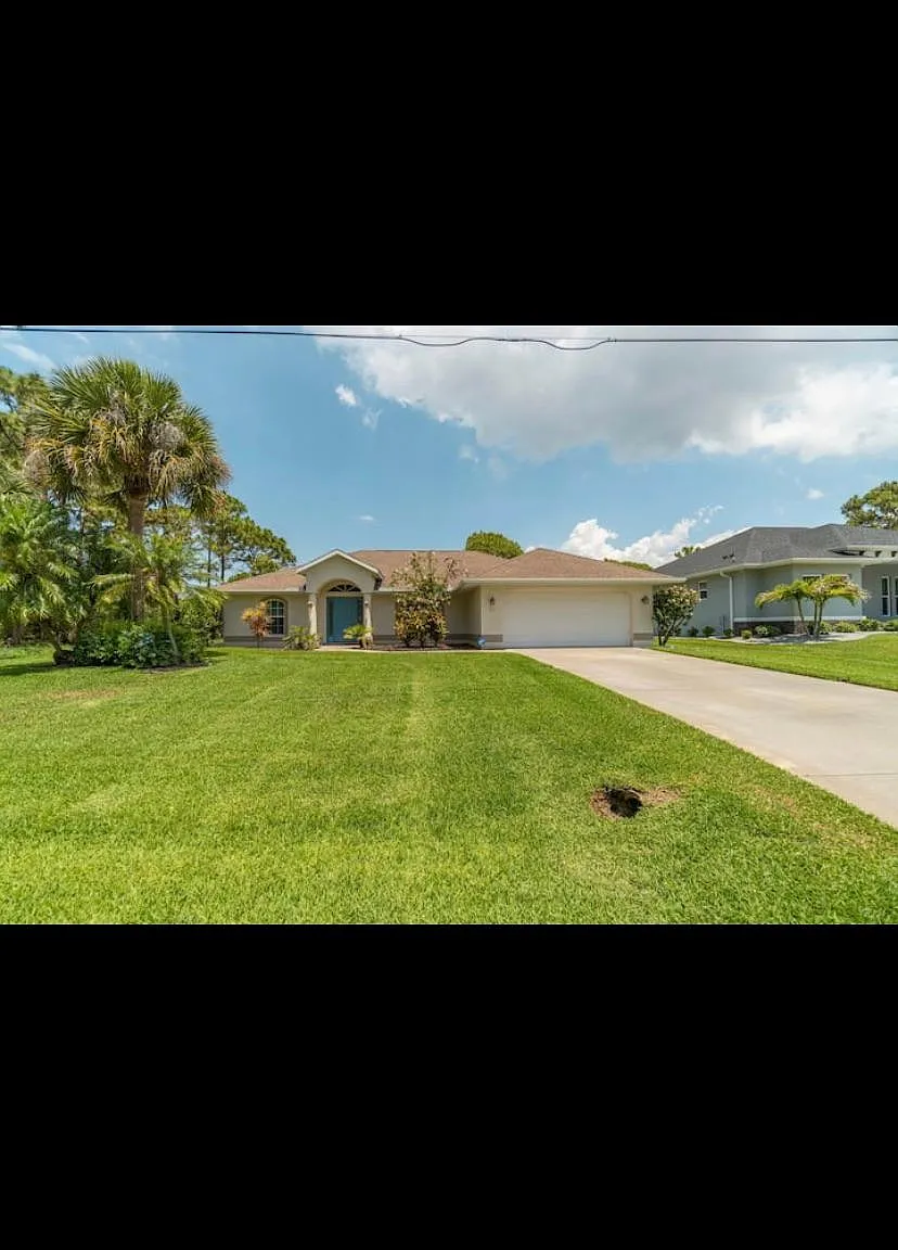 3 bed, 1935 sqft, $2,599 — Photo 1