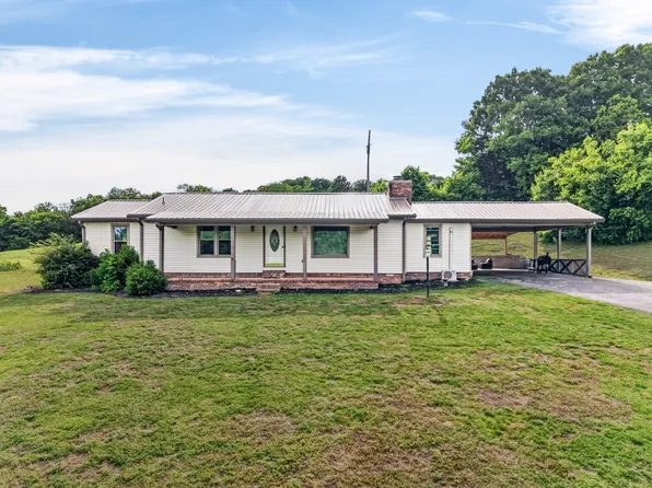 10 Briarhill Dr, Fayetteville, TN 37334