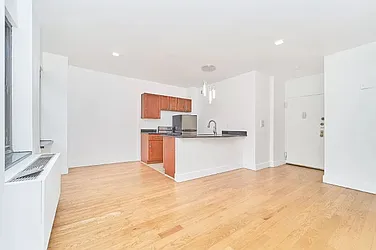 Rented by Mossanen Group