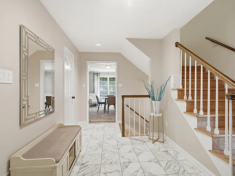 6306 Dunaway Ct — Photo 6
