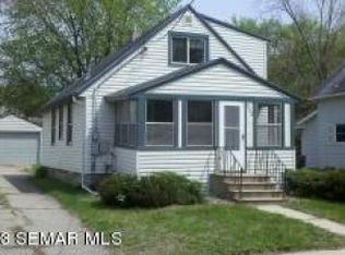 322 10th Ave NE, Rochester, MN 55906