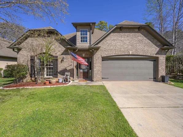 1143 Eagle Dr, Maylene, AL 35114