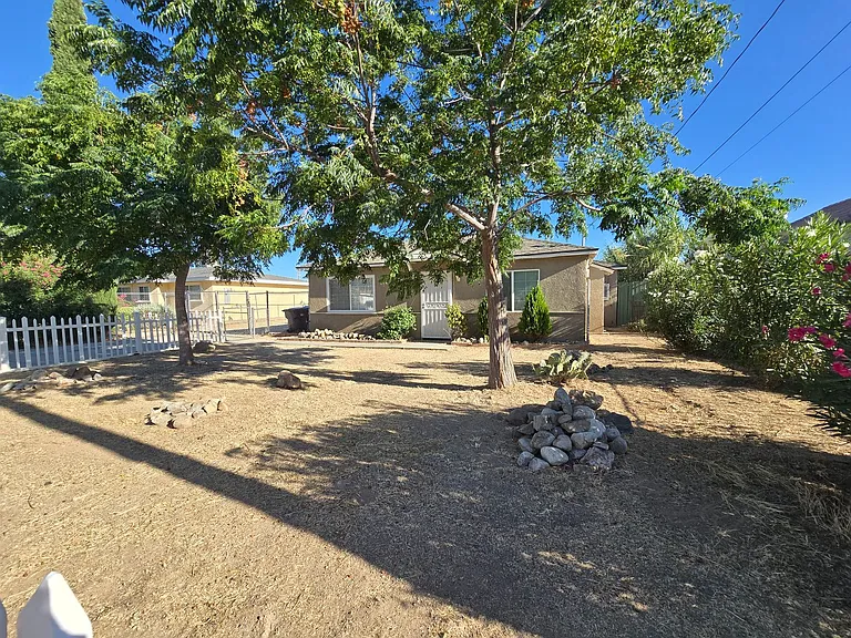 4124 W Avenue L6 — Photo 4
