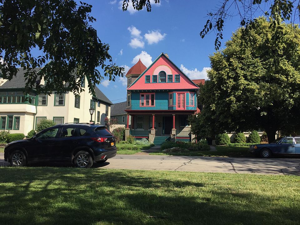 One of the best locations in Buffalo on Bidwell Parkway. Steps away from the farmer's market. Across from the beautiful park.