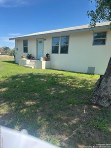 640 Avenue J, Poteet, TX, 78065