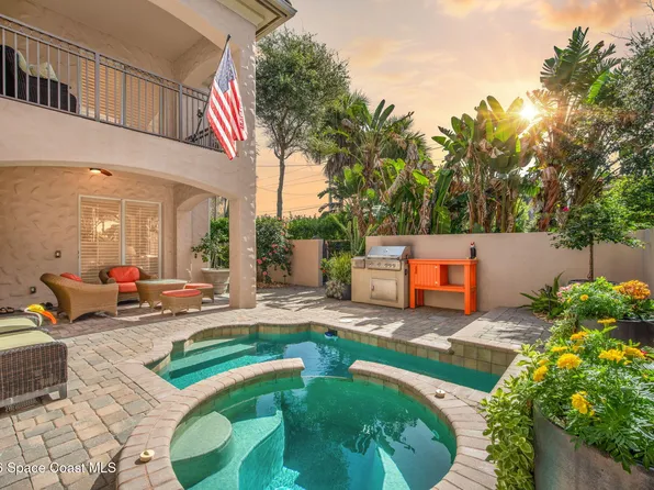 339 Felice Pl, Cocoa Beach, FL 32931