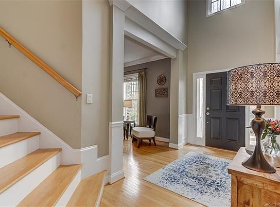 4th image of 16310 Cardross Ln
