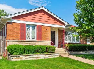 1943 Boeger Ave, Westchester, IL 60154