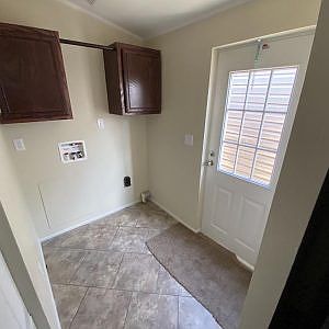 utility/laundry room