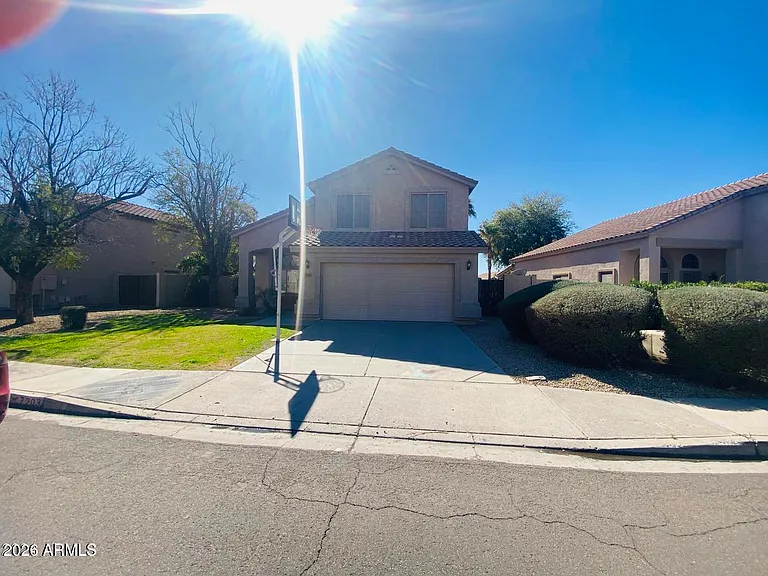 7203 W Irma Ln — Photo 3