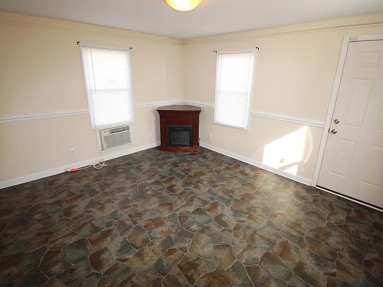 7138 Summerlin Dr — Photo 18