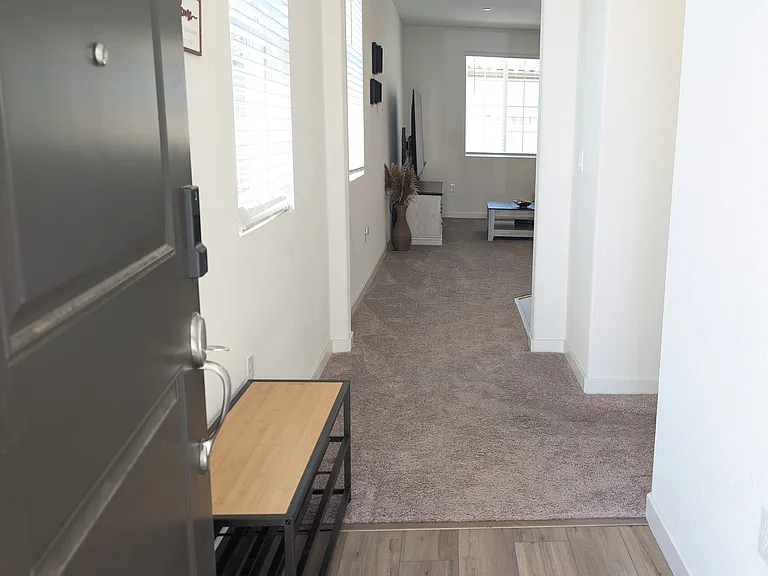 8341 Orla Way — Photo 4