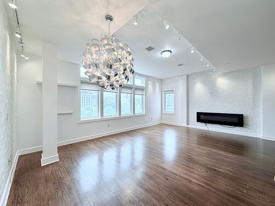 1st image of 90 Bay Landing St #8D