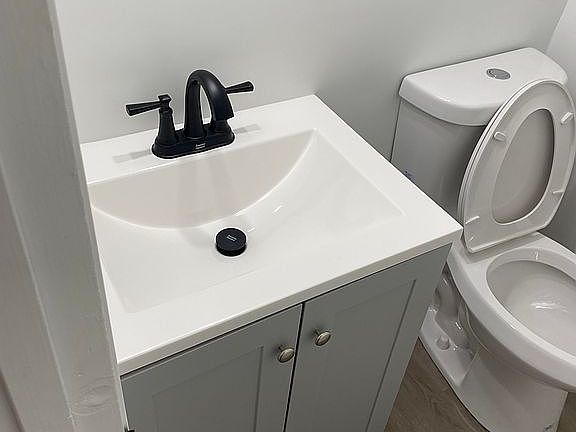 3rd image of 4306 Cobblewood Ct