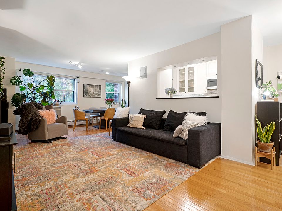 1st image of 191 Willoughby St APT 4H
