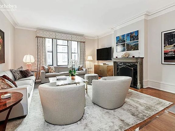 2nd image of 320 W 86th St APT 5B