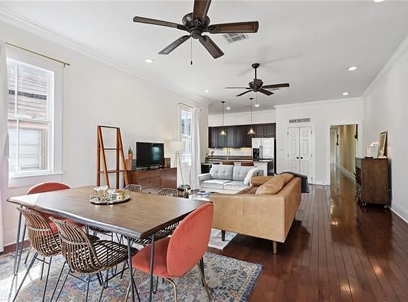 3rd image of 2351 Chippewa St