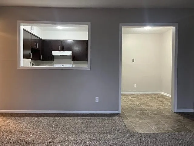 Tiblow Village Apartments — Photo 24