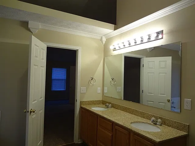 11730 Sinclair Dr — Photo 14