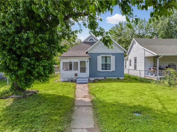805 Price Blvd, Atchison, KS 66002