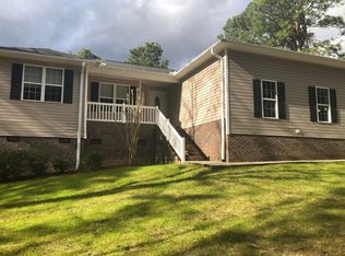 136 N Pleasant View Ln, West End, NC 27376