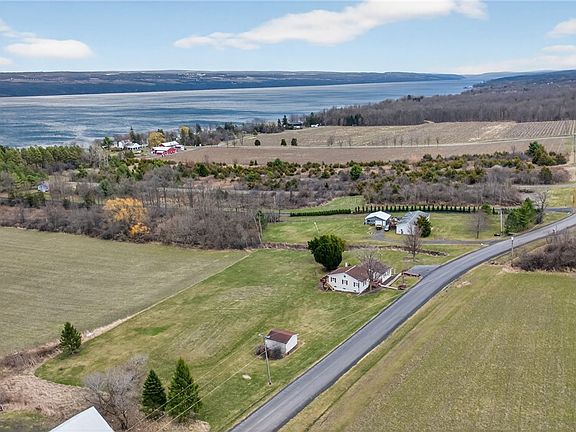 3rd image of 2983 Wood Rd