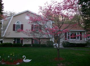 120 Oronoque Rd, Milford, CT 06461