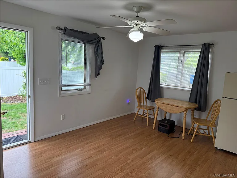 15 Donald St — Photo 8