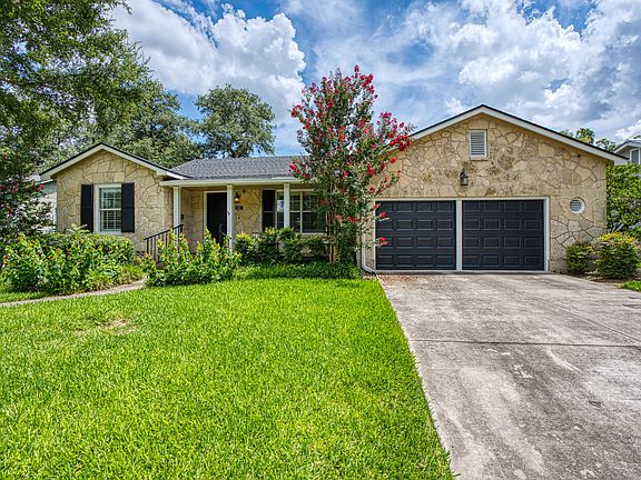 2nd image of 212 Brightwood Pl