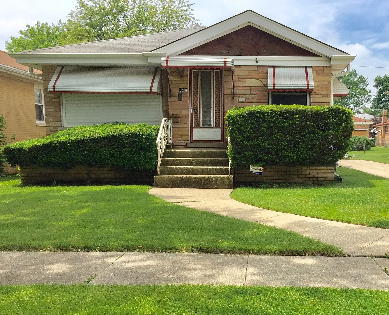 536 49th Ave photo 1