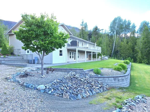 1406 Huckleberry Dr, Columbia Shuswap, BC V0E 2W1
