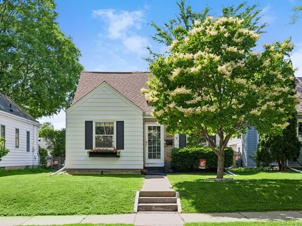 3206 McKinley St NE, Minneapolis, MN 55418