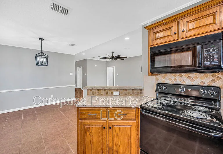 4513 Rolando Ave #4513 — Photo 15