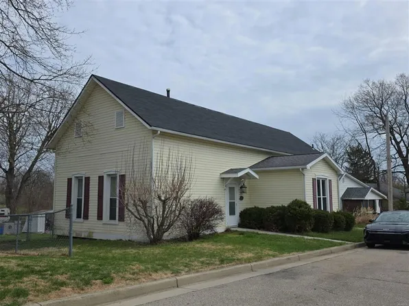 112 E Lynn St, Saint Paris, OH 43072