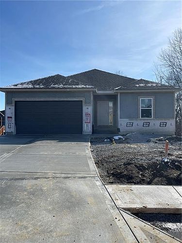 1st image of 8511 N Elmwood Ct